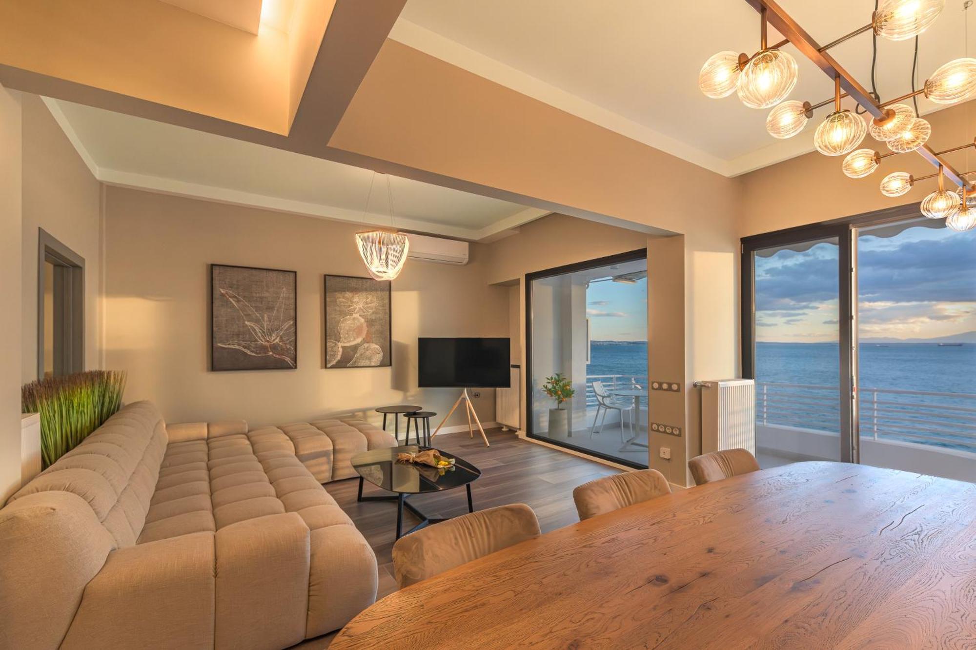 Iconic Salonica Suite Seafront Exterior photo